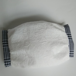 ふっくらマスク　　リボン刺繍×グレンチェック　ダブルガーゼ　プリーツ　フィルターポケット付き　ダブルガーゼ　 2枚目の画像