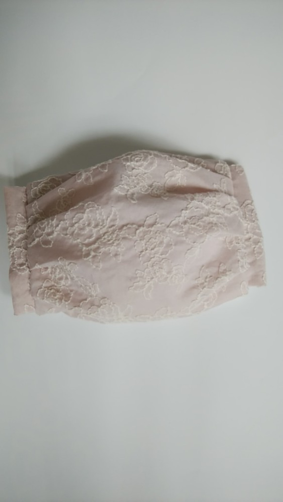 ふっくらマスク　薔薇刺繍　くすみピンク　薄手コットン　バラ　プリーツ　フィルターポケット付き　ダブルガーゼ　 2枚目の画像