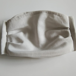 大きめ⭐ふっくらマスク　薄いグレー　プリーツ　フィルターポケット付き　ダブルガーゼ　 4枚目の画像