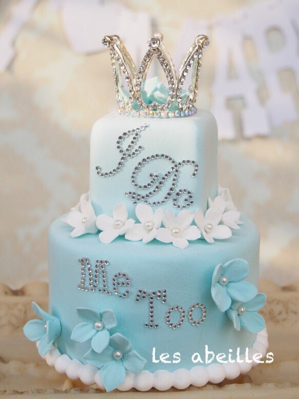 受付から可愛い♡永遠を刻むウェディングケーキ♡サムシングブルーの一つにいかがですか？