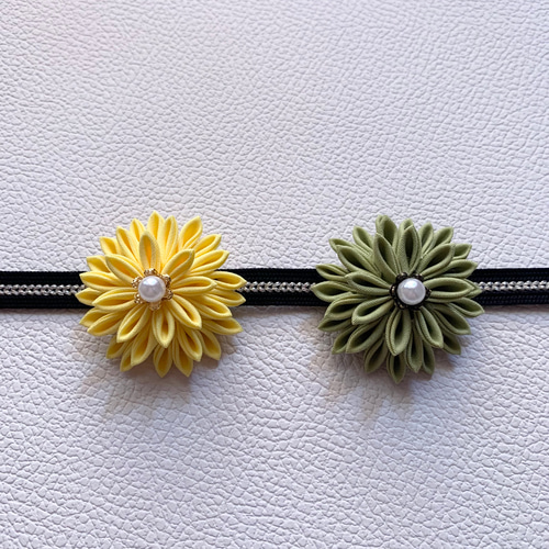 つまみ細工＊帯留め 7色展開 帯留め キモノコモノ✳︎wisteria 通販