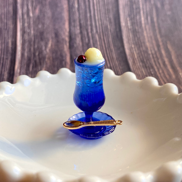 【受注制作】レトログラスのクリームソーダ 5枚目の画像