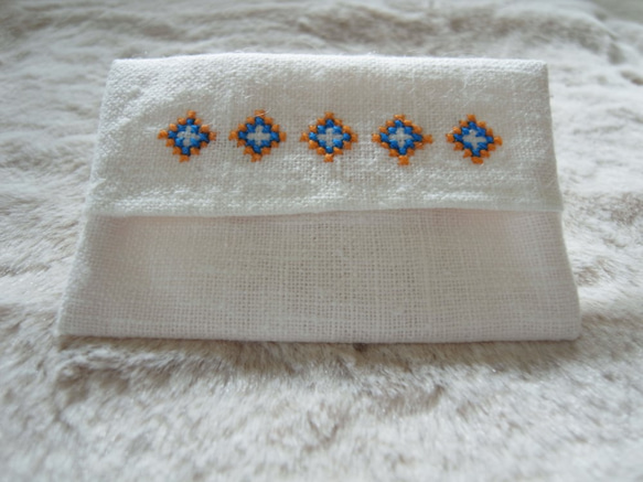 ポケットティッシュケース　ひし形（オレンジ・青） 刺繍 子供用 2枚目の画像
