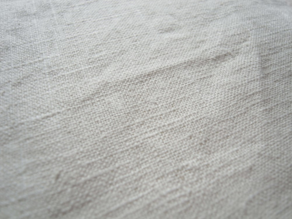 ミモザ　リース　手刺繡　ポーチ　（19×20.5）　ファスナー（玉つき） 5枚目の画像