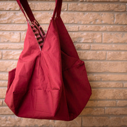 肩にもかけられるバッグ/おしゃれなリバーシブルバッグ、2wayバッグ。プレゼントにも最適/紫色、ピンク、パープル 4枚目の画像