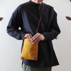 Paraffin canvas mini pochette  MUSTARD 3枚目の画像