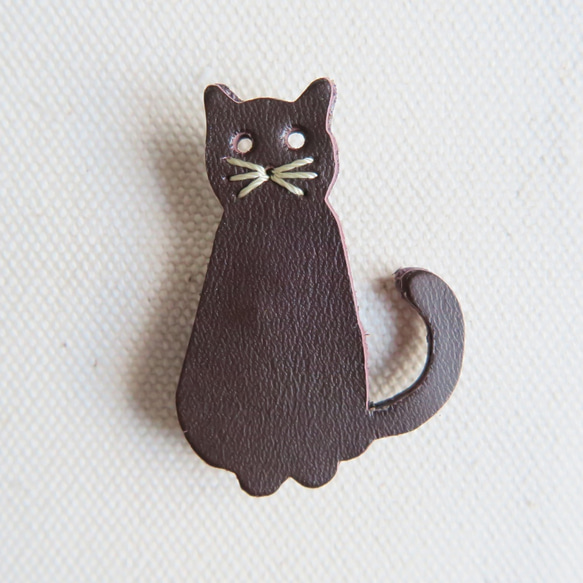Leather brooch cat D.BROWN 第1張的照片