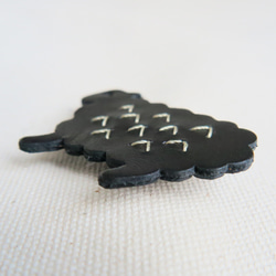 Leather brooch sheep BLACK 3枚目の画像