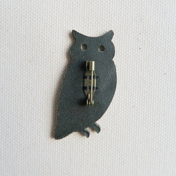 Leather brooch owl D.GREEN 2枚目の画像