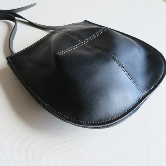 Balloon shoulder bag  BLACK 3枚目の画像