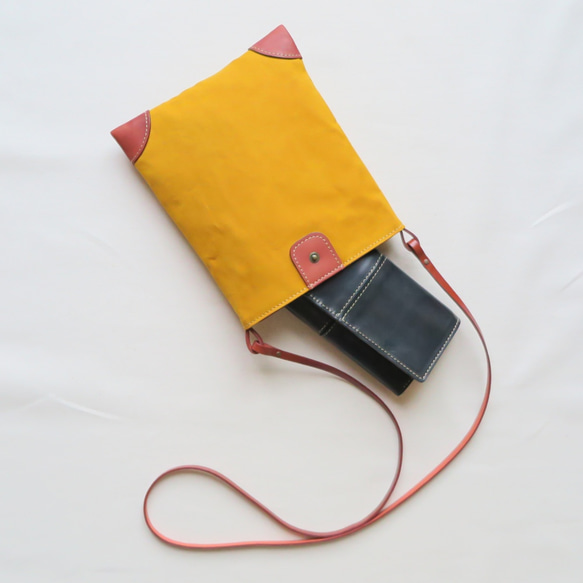 Paraffin canvas middle pochette MUSTARD 8枚目の画像