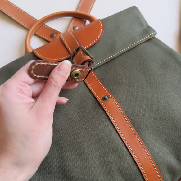 受注生産　Paraffin canvas back pack「Escargot」mini  OLIVE 5枚目の画像