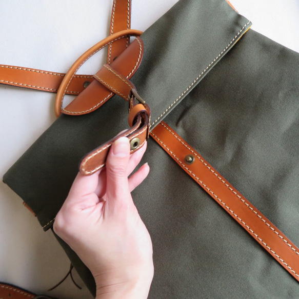 受注生産　Paraffin canvas back pack「Escargot」regular  OLIVE 5枚目の画像