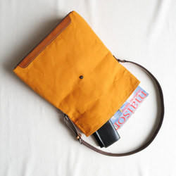 Paraffin canvas messenger bag ORANGE 10枚目の画像