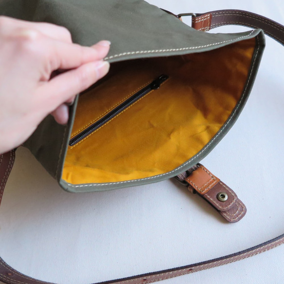 受注生産　Paraffin canvas messenger bag OLIVE 8枚目の画像