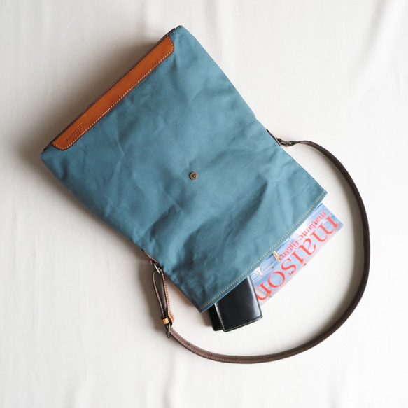 受注生産　Paraffin canvas messenger bag BLUE 10枚目の画像