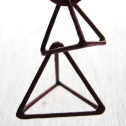 漆 triangle necklace [朱] 2枚目の画像