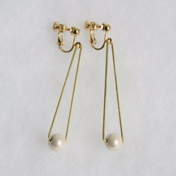 sankaku pearl earring [VE-004k] 第1張的照片