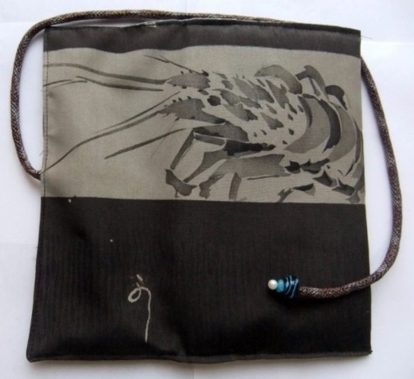 着物リメイク　羽織の裏地で作った和風お財布　２１３ 5枚目の画像