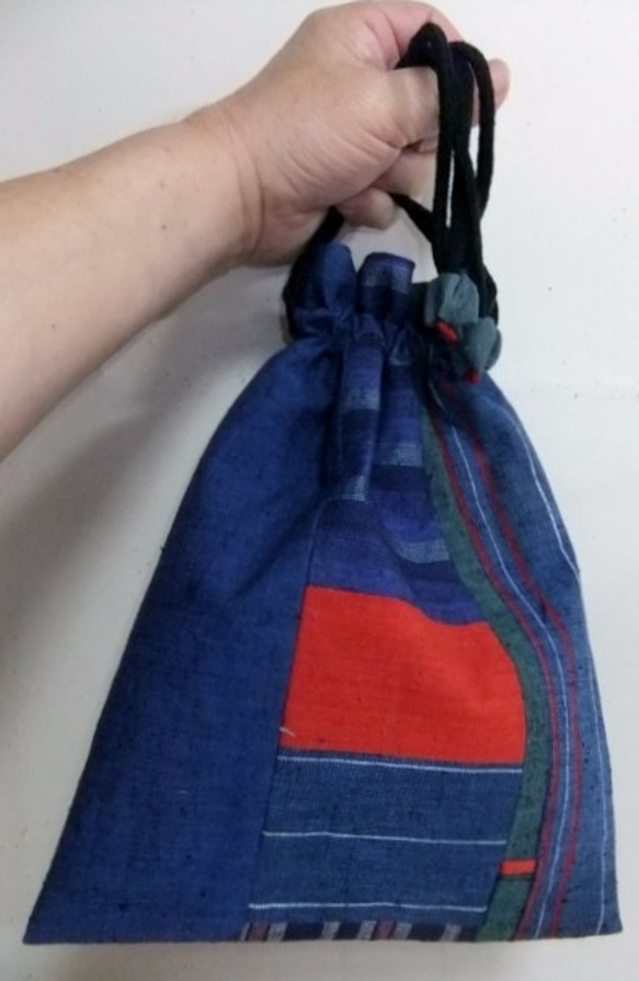 四国の土佐紬で作った巾着袋　４８５ 2枚目の画像