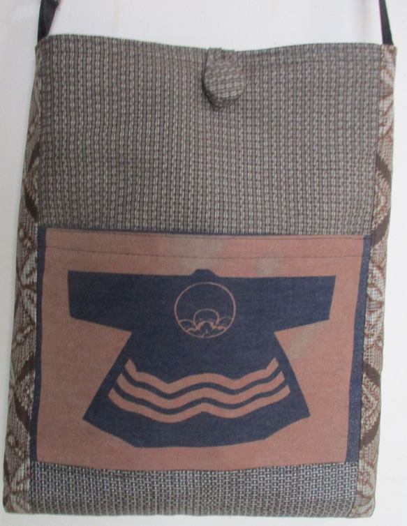 ５８９４　大島紬の着物で作ったショルダーバック＃送料無料 2枚目の画像