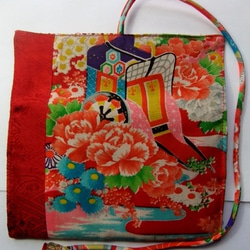 花柄の着物と紅絹で作った和風お財布　６８７ 5枚目の画像