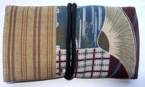着物リメイク　羽織の裏地と土佐紬で作った和風財布　１２６０ 2枚目の画像