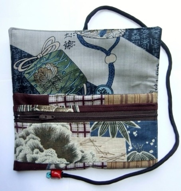 着物リメイク　羽織の裏地と土佐紬で作った和風財布　１２６０ 3枚目の画像