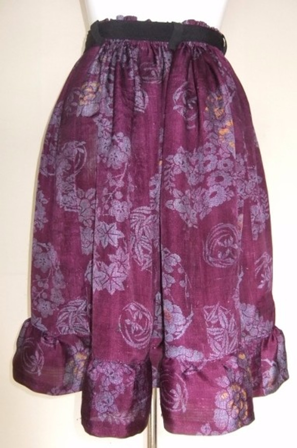 着物リメイク　花柄の着物で作った膝丈スカート　１３９８ 3枚目の画像