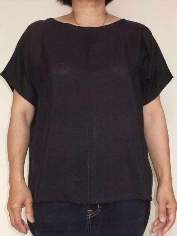 古布　黒の絽の着物で作ったTシャツ　１１1 1枚目の画像