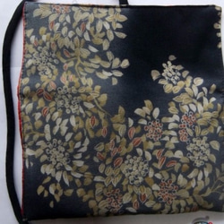 着物リメイク　花柄の着物で作った和風財布　１４６１ 1枚目の画像