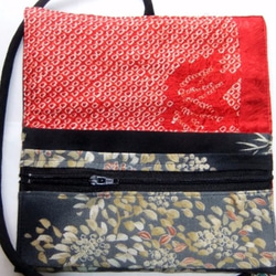 着物リメイク　花柄の着物で作った和風財布　１４６１ 4枚目の画像