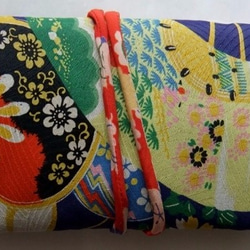 着物リメイク　花柄の着物で作った和風財布　１５６１ 3枚目の画像