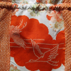 着物リメイク　花柄の長襦袢と絞りの羽織で作った巾着袋　１７９５ 8枚目の画像