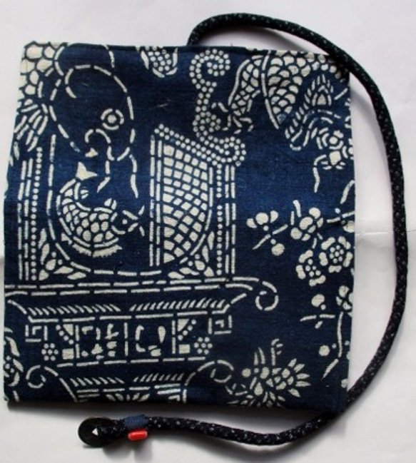 着物リメイク　琉球の型染めで作った和風財布　２０５６ 8枚目の画像