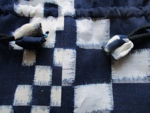 着物リメイク　久留米の絵絣で作った巾着袋　２１１０ 7枚目の画像