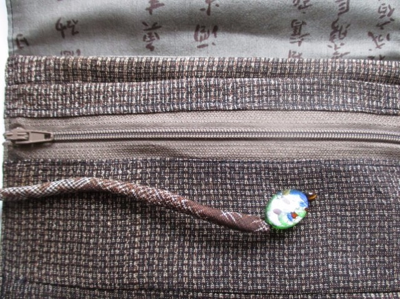 着物リメイク　泥大島紬で作った和風お財布  ２２４０ 6枚目の画像