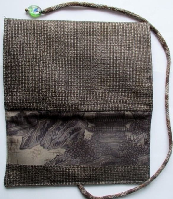 着物リメイク　泥大島紬で作った和風お財布  ２２４０ 8枚目の画像