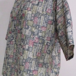 着物リメイク　着物で作ったプルオーバー　２２４１ 8枚目の画像