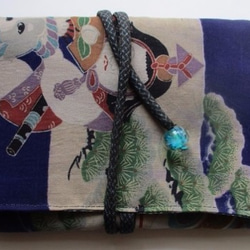 着物リメイク　柿渋染のお宮参り着で作った和風財布　２２９３ 1枚目の画像
