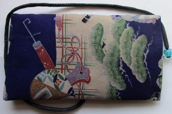 着物リメイク　柿渋染のお宮参り着で作った和風財布　２２９３ 4枚目の画像
