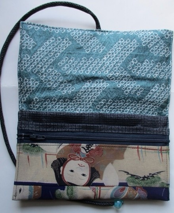 着物リメイク　柿渋染のお宮参り着で作った和風財布　２２９３ 5枚目の画像