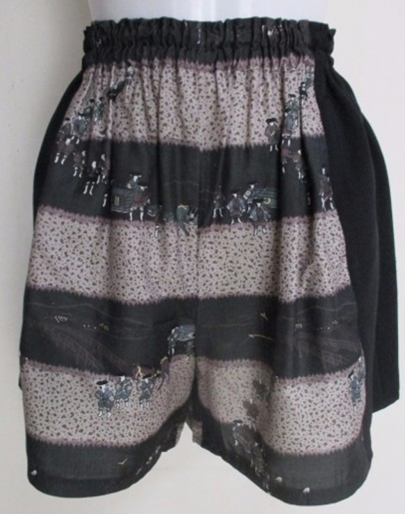 着物リメイク　羽織の裏地で作ったキュロットスカート　２３１０ 9枚目の画像