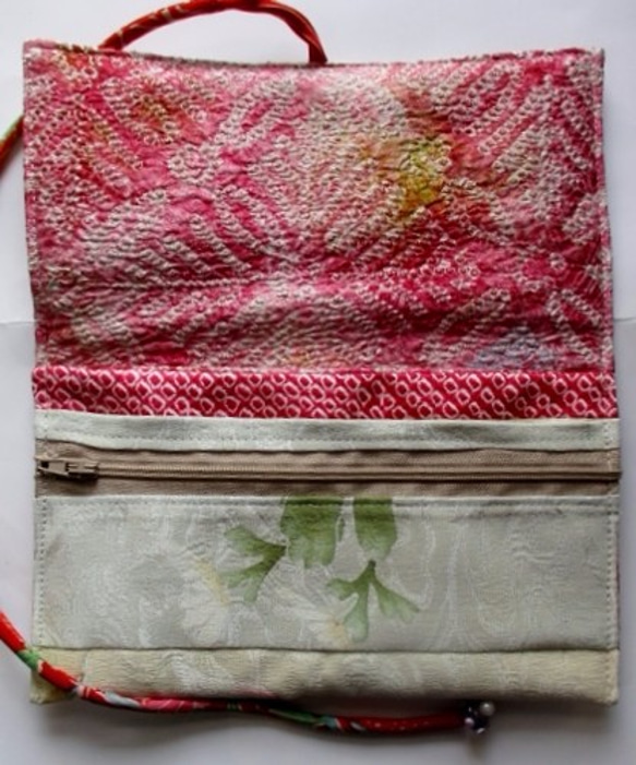 送料無料　着物リメイク花柄の訪問着で作った和風財布　２３５９ 5枚目の画像