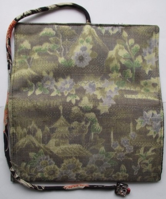 着物リメイク　色大島で作った和風財布　２４３１ 8枚目の画像