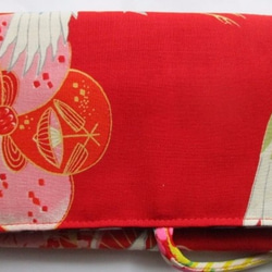 送料無料　着物リメイク　女の子の着物で作った和風財布　２４７１ 4枚目の画像
