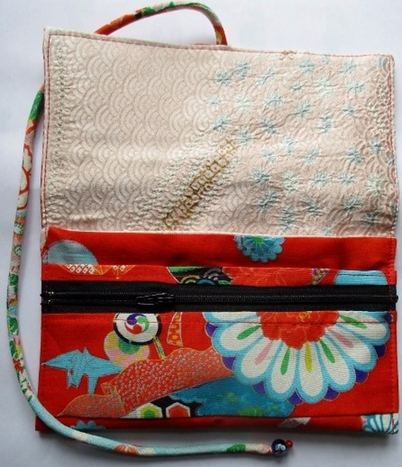 送料無料　女の子の着物で作った和風財布・ポーチ　２５２０ 5枚目の画像