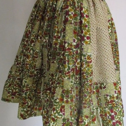 送料無料　花柄の着物で作ったミニスカート ２５９３ 4枚目の画像