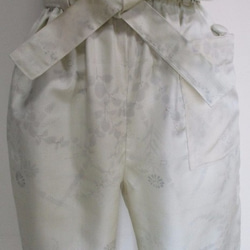 送料無料　花柄の着物で作ったサブリナパンツ　２７６９ 2枚目の画像
