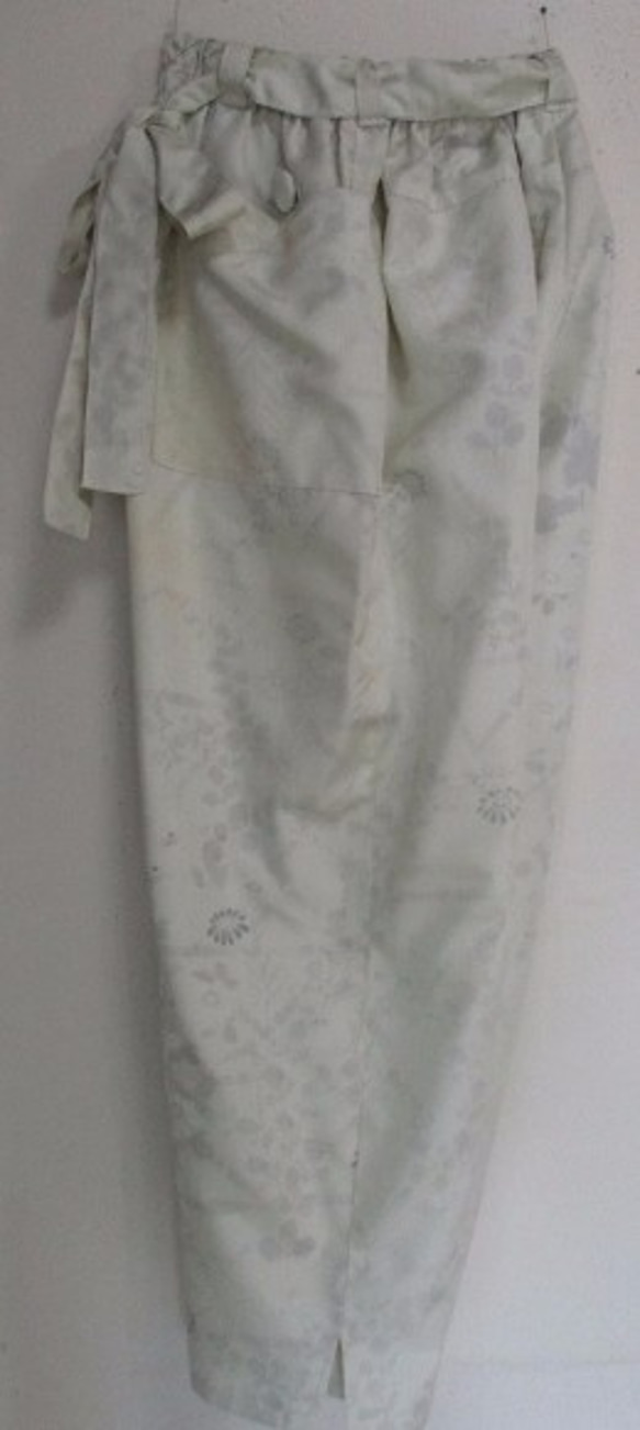 送料無料　花柄の着物で作ったサブリナパンツ　２７６９ 7枚目の画像